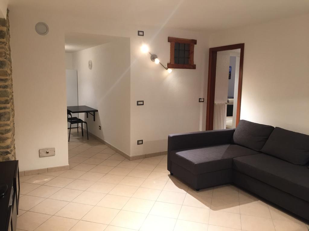 אאוסטה Appartamento Le Bourneau מראה חיצוני תמונה